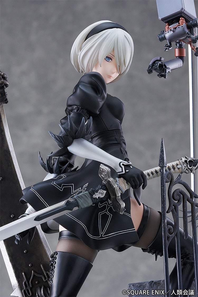 1/7 Scale Figure 