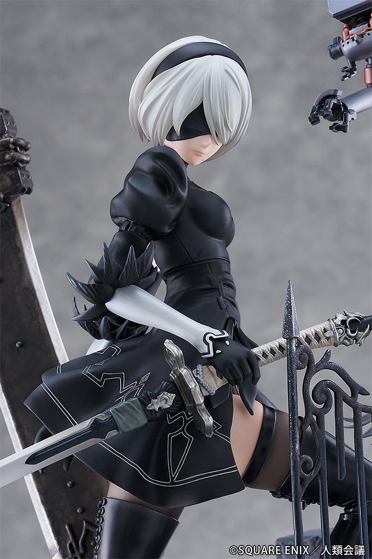 1/7 Scale Figure 